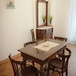Accommodatie bij particulieren Domus Liberta - Art Nouveau Stazione Triëst
