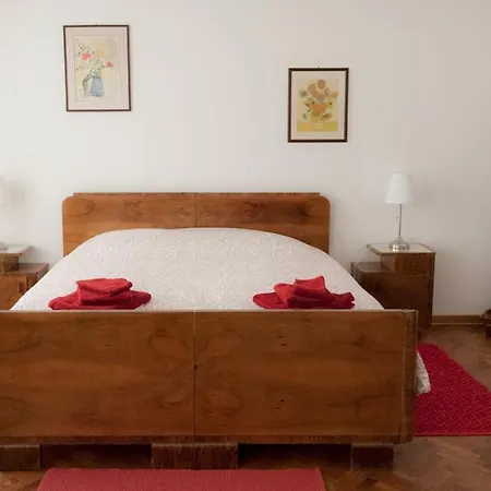 Domus Liberta - Art Nouveau Stazione Habitación en casa particular