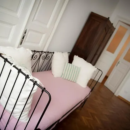 Domus Liberta - Art Nouveau Stazione Trieste