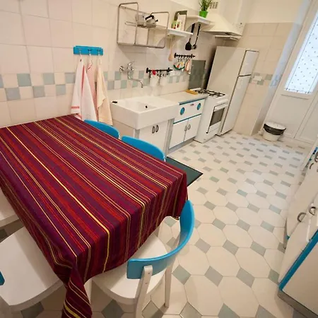 Domus Liberta - Art Nouveau Stazione Habitación en casa particular