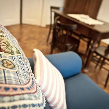 Habitación en casa particular Domus Liberta - Art Nouveau Stazione