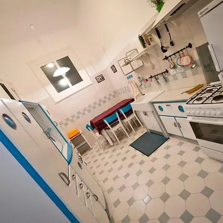 Habitación en casa particular Domus Liberta - Art Nouveau Stazione *