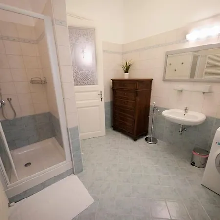 Domus Liberta - Art Nouveau Stazione * Trieste