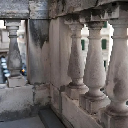 Habitación en casa particular Domus Liberta - Art Nouveau Stazione Trieste