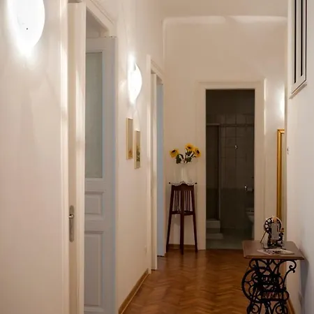 Domus Liberta - Art Nouveau Stazione Habitación en casa particular