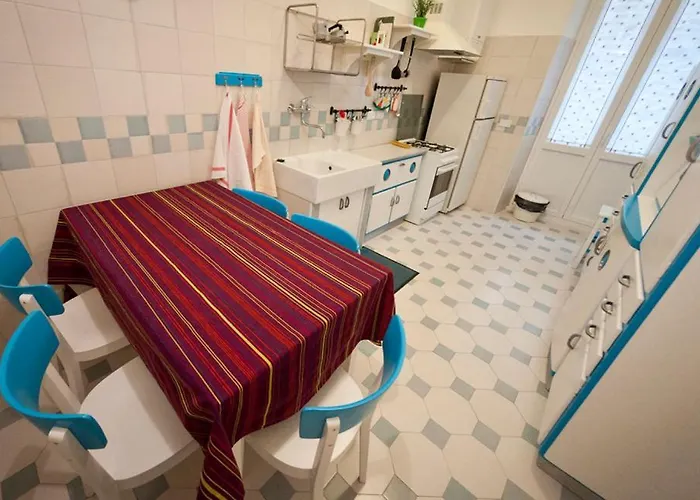 Domus Liberta - Art Nouveau Stazione Kwatera prywatna