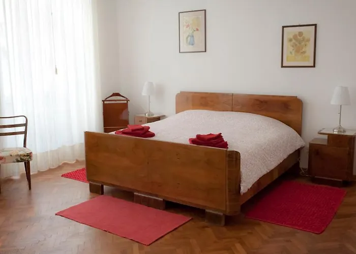 Domus Liberta - Art Nouveau Stazione Triest