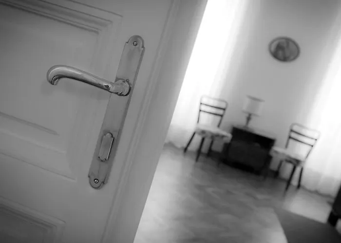 Kwatera prywatna Domus Liberta - Art Nouveau Stazione Triest