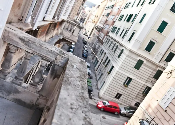 Domus Liberta - Art Nouveau Stazione Triest